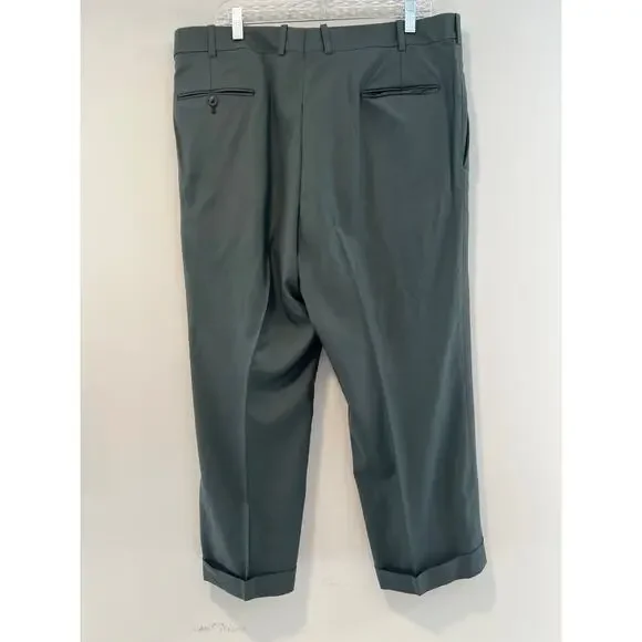 Holland & Sherry 2 Piece 3 Button Suit Dark Sage Green Pleated Pants 44 / 37 JL